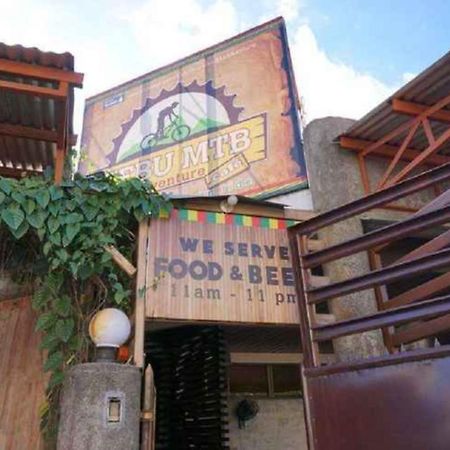 Cebu Hostel & Glamping Buitenkant foto